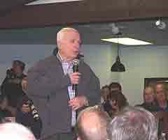 Republican John McCain campaigns in Des Moines