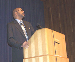 Leonard Pitts speaks at MLK Jr. celebration