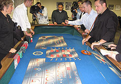 DCI agents learn how to identify cheaters at a casino