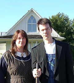 Traci and Matt Kelley take a turn at American Gothic.