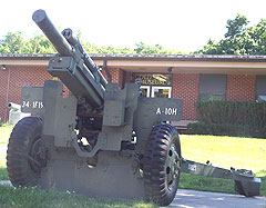 Artillery piece at Gold Star Museum.