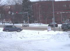 Drivers in Des Moines are dealing with new snowfall.