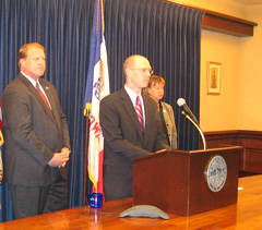 Governor Culver, Health Dept. director, Tom Newton; state epidemiologist Patricia Quinlisk.