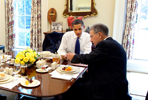 President Barack Obama and Iowa Senator Chuck Grassley at lunch. 