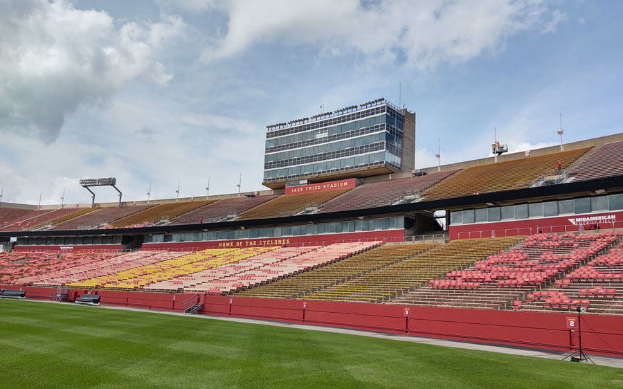 Iowa State to sell alcohol at football, basketball games