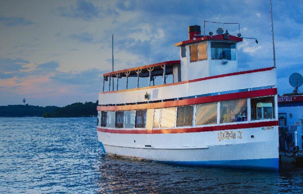 Anonymous donor paying to restore West Okoboji Lake's 'Queen 2' Radio