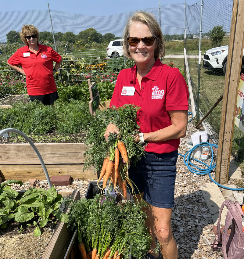 Grants available to grow veggies for Iowa food banks Radio Iowa