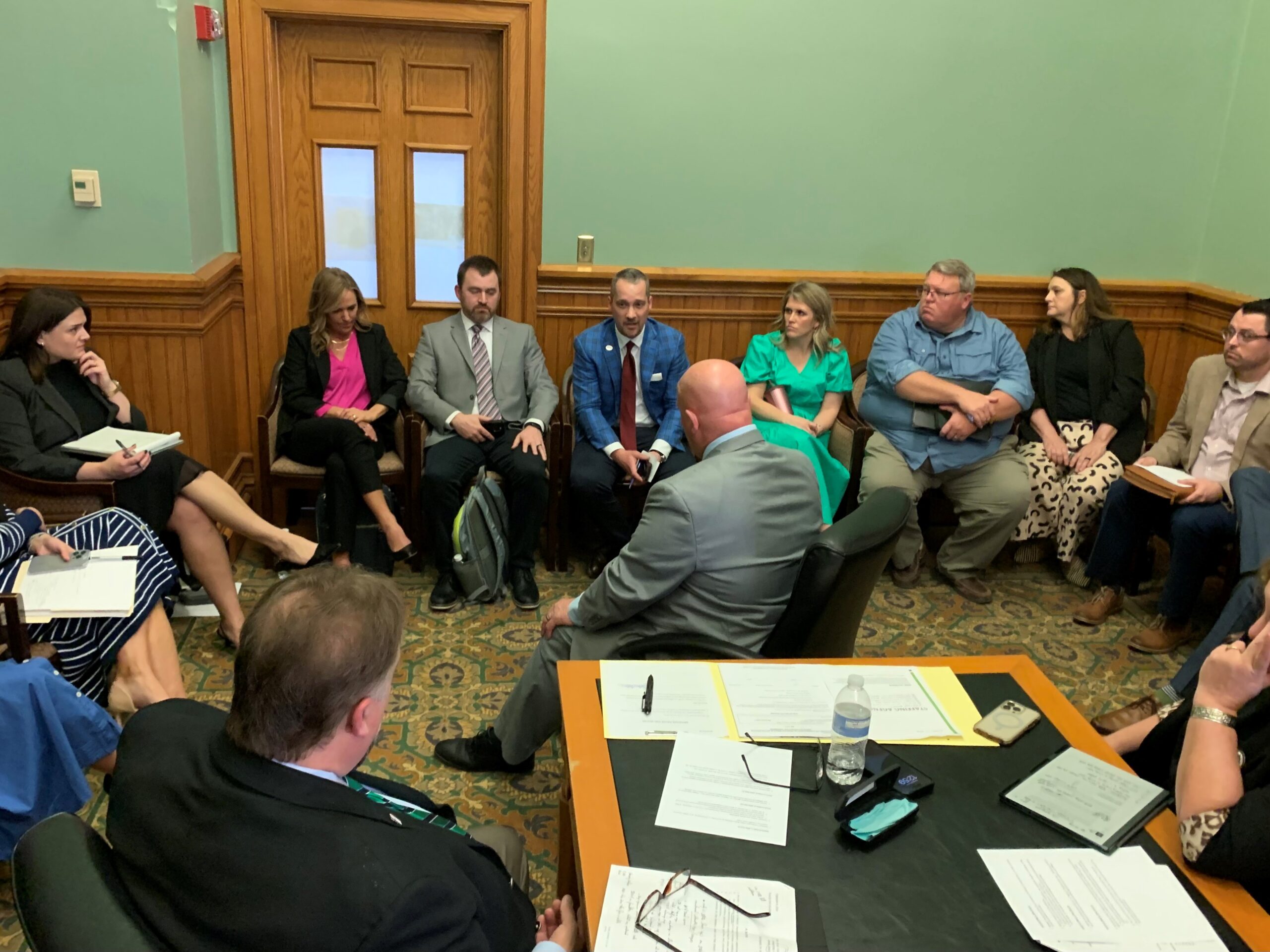 Bill advances to cap temp nurses' rates in Iowa nursing homes Radio Iowa