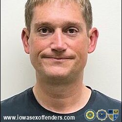 Northern Iowa man sentenced for buying meth online and selling it