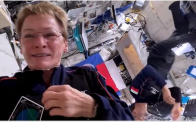 Astronaut Whitson may get extra days aloft on historic 5th space mission