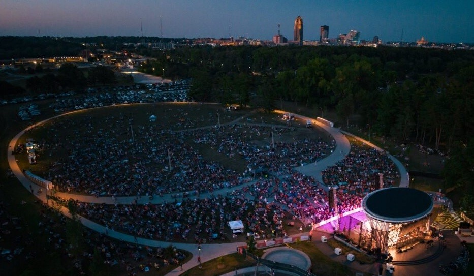 Free concerts in central Iowa highlight music of the ’70s and ’80s