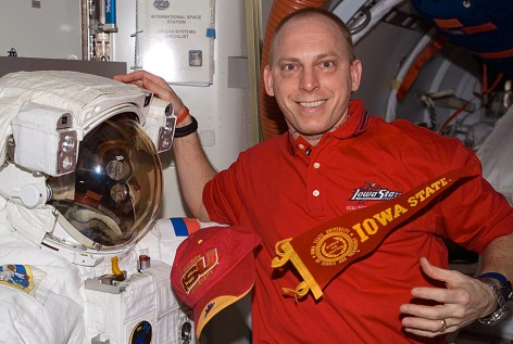 radioiowa.com - Radio Iowa Contributor - Retired astronaut and ISU grad is eager for February moon mission - Radio Iowa