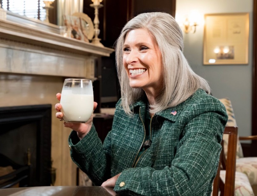 radioiowa.com - Dar Danielson - Senator Ernst whole milk bill is good for Iowa schools - Radio Iowa