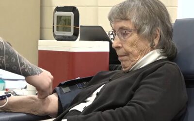 Cedar Rapids woman turns 100, continues donating blood