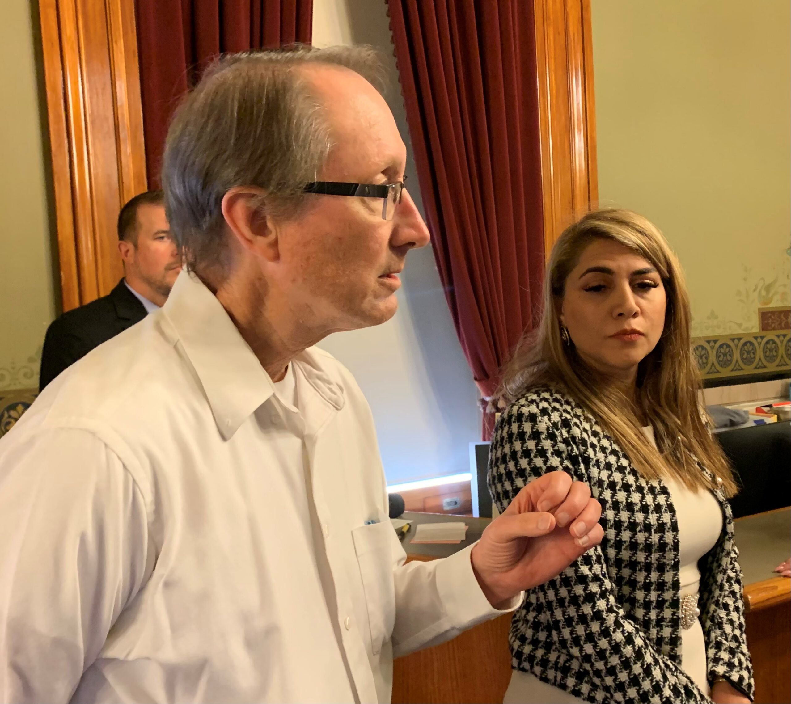 radioiowa.com - O. Kay Henderson - Bill on hydrogen extraction eligible for debate in Iowa Senate - Radio Iowa