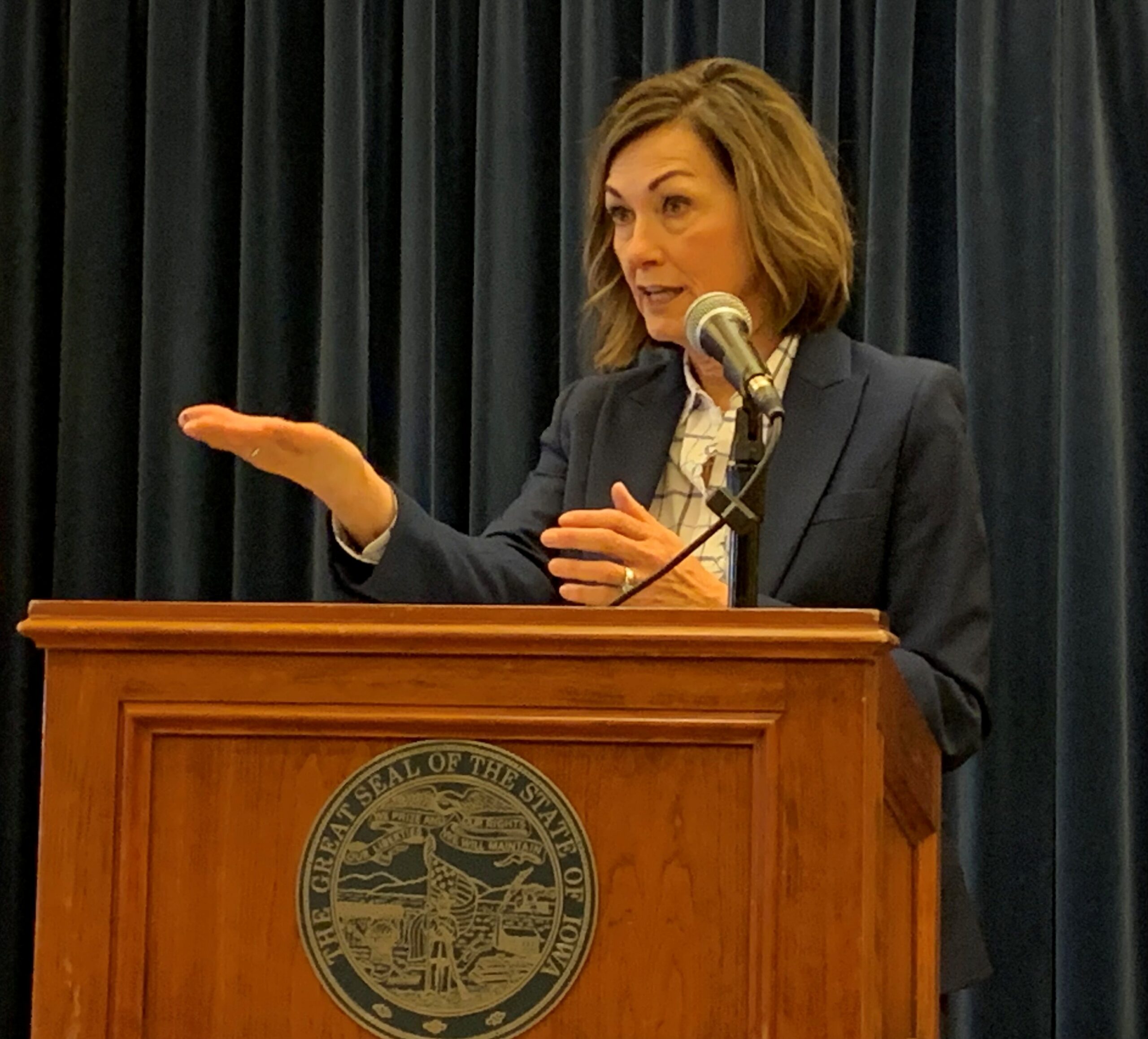 Iowa’s governor says solvency of state-run pension fund unaffected by investigation