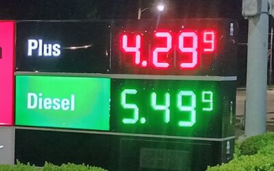 Iowa motorists may soon see pump prices fall more substantially