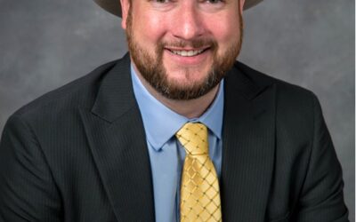 GOP governor candidate Lahn picks eastern Iowa farmer as running mate