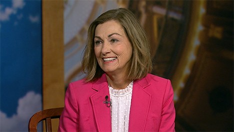 Governor: Iowans’ data protected as private sector takes over state IT services