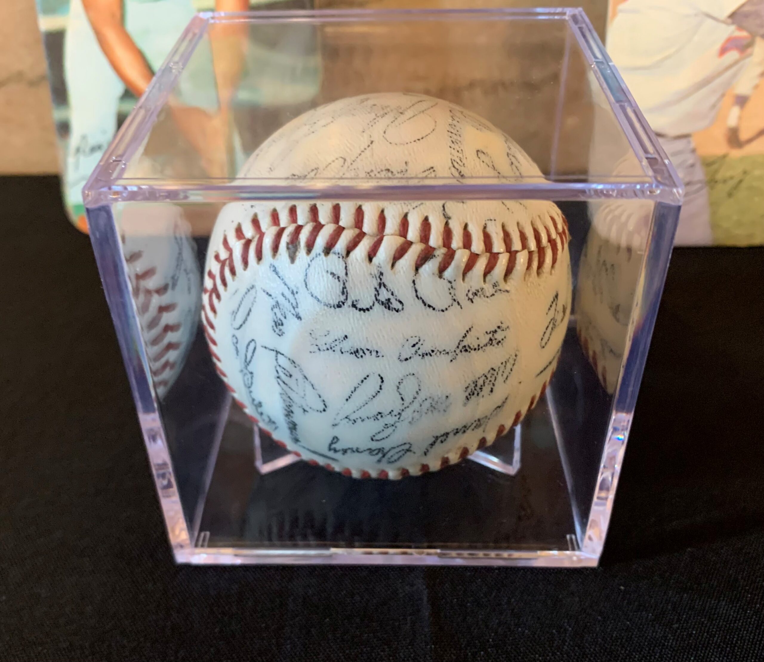 Baseball signed by Pete Rose sits in Iowa Treasurer’s vault